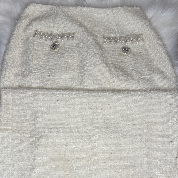 MABLE Cream Textured Skirt Set - Picture 6 of 15